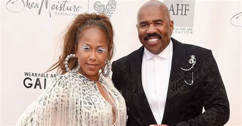 steve harvey frau|Steve Harvey & Wife Marjorie Mark 16th Anniversary。